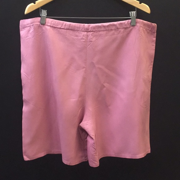 NWNT Pink 100% Silk Size 12 Lew Magram Short Set. - Picture 6 of 8